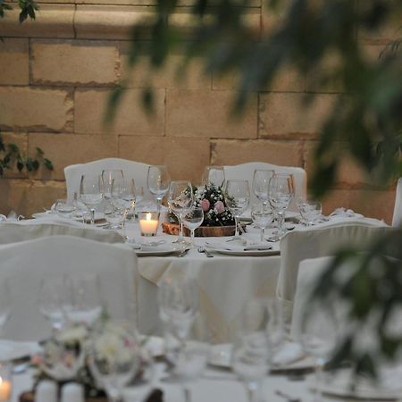 Athens Atrium Hotel & Jacuzzi Suites Dış mekan fotoğraf