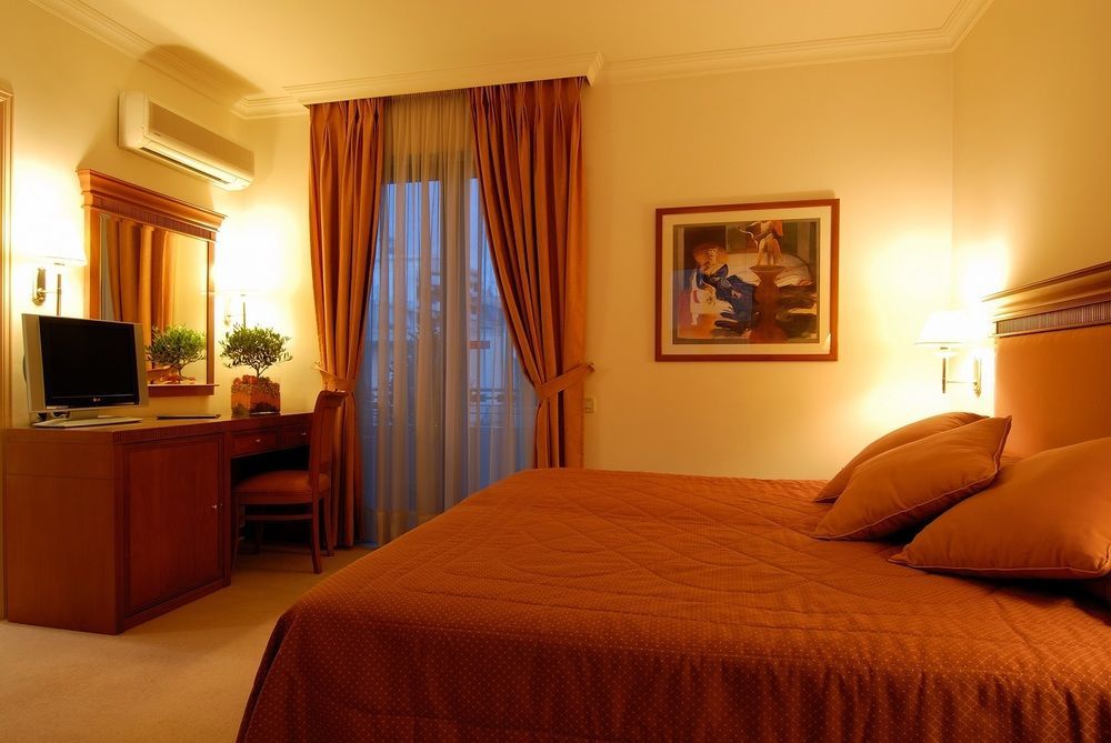 Athens Atrium Hotel & Jacuzzi Suites Dış mekan fotoğraf