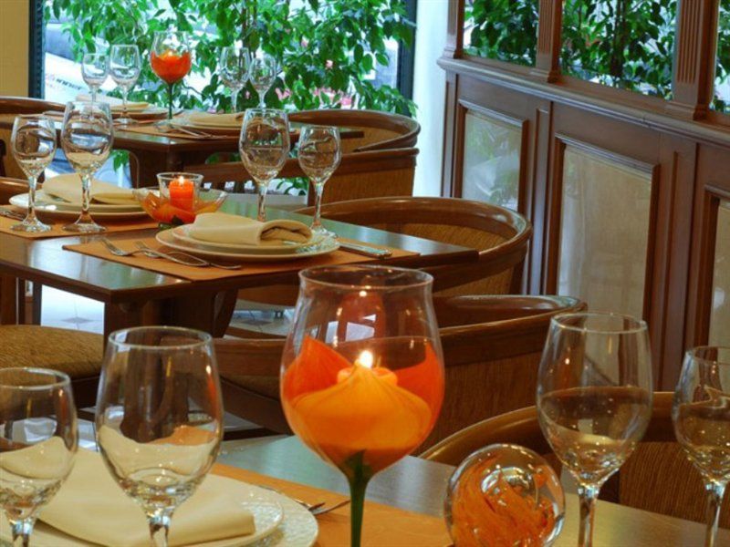 Athens Atrium Hotel & Jacuzzi Suites Dış mekan fotoğraf