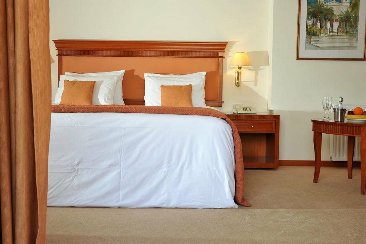 Athens Atrium Hotel & Jacuzzi Suites Dış mekan fotoğraf